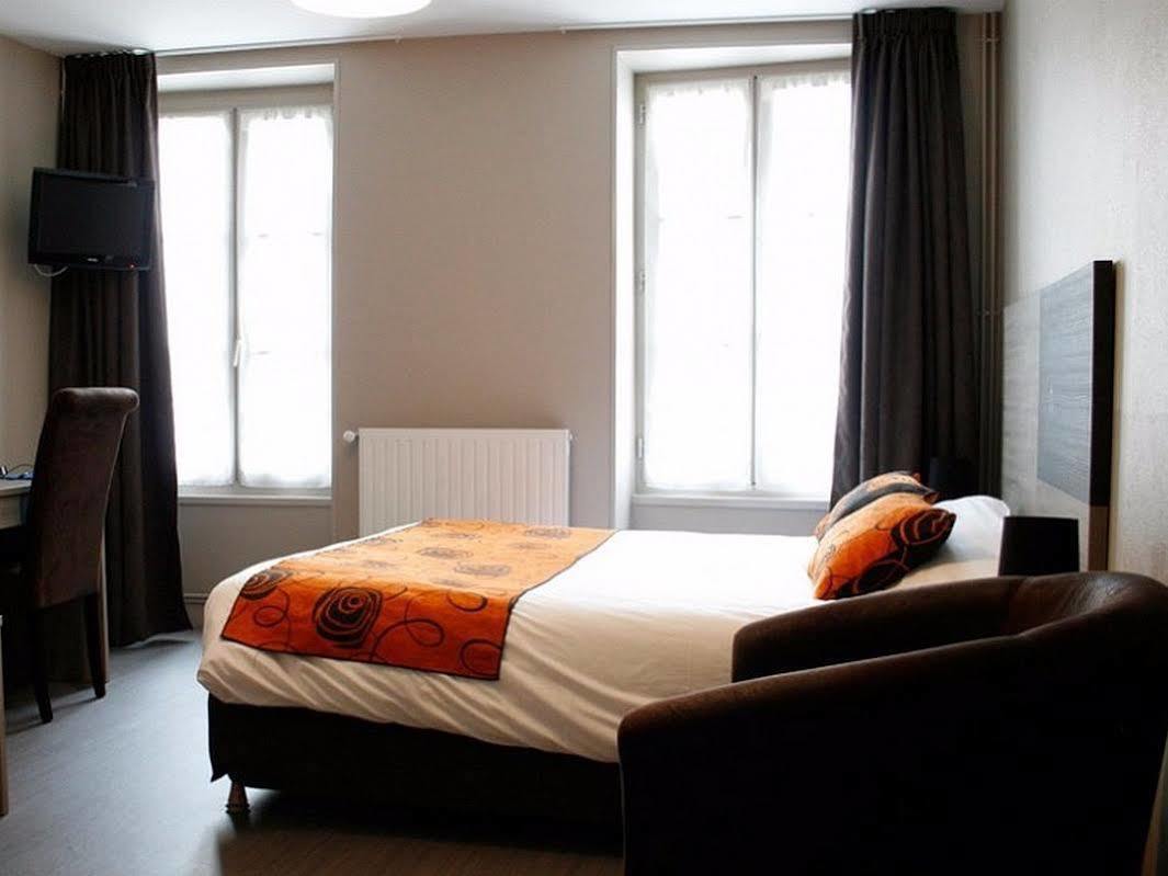 Hotel Logis De L'abbaye 2*